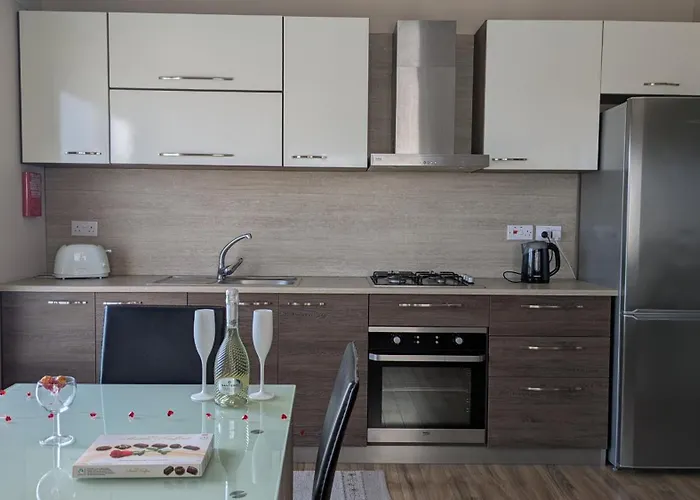 Honeymoon Seaview * St. Paul's Bay