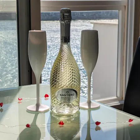 Honeymoon Seaview アパート